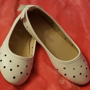 BNWTB flats super cute!